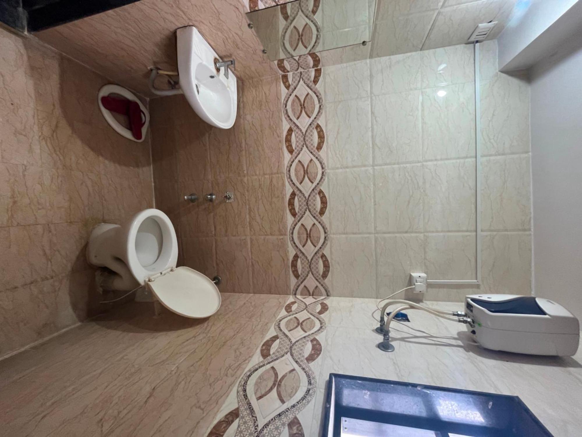 Oyo Hotel Rio Inn Ананд Екстер'єр фото