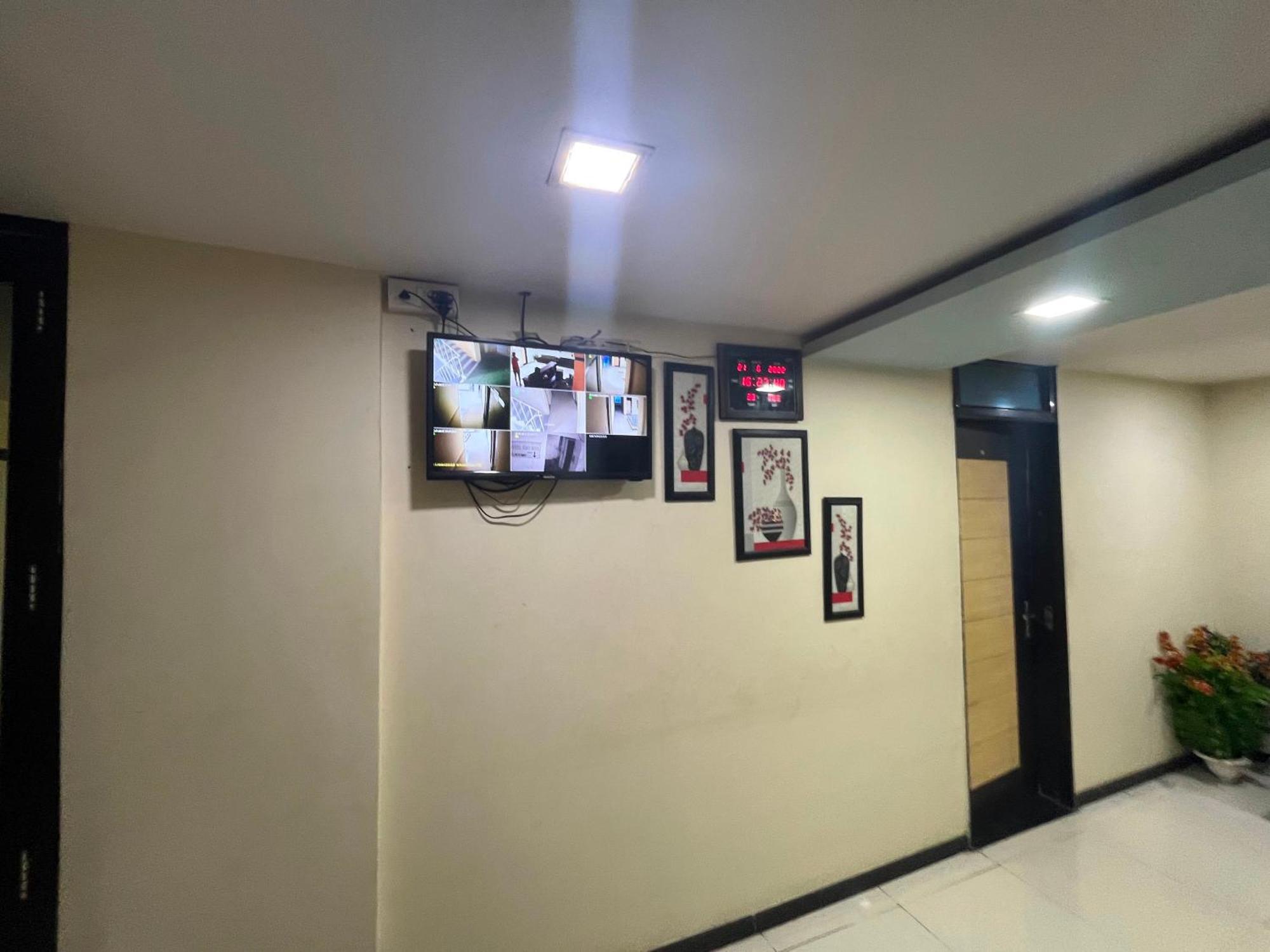 Oyo Hotel Rio Inn Ананд Екстер'єр фото